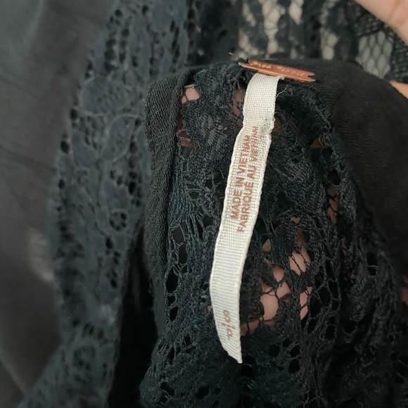 Free people black lace sheer long sleeve sz- small - Picture 5 of 5